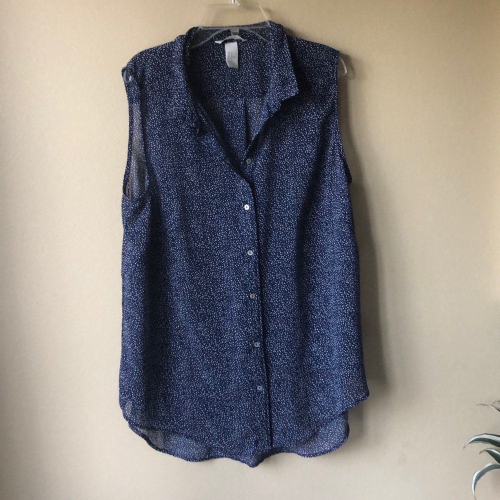 Polka Dot Sleeveless Blouse
